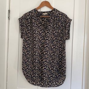 Earth toned floral shirt